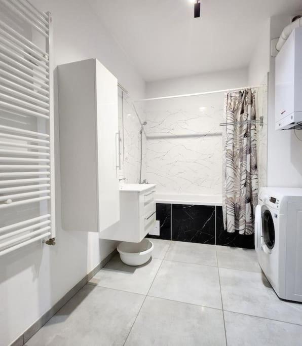 Apartstars - Zelwerowicza 11 Apartment *