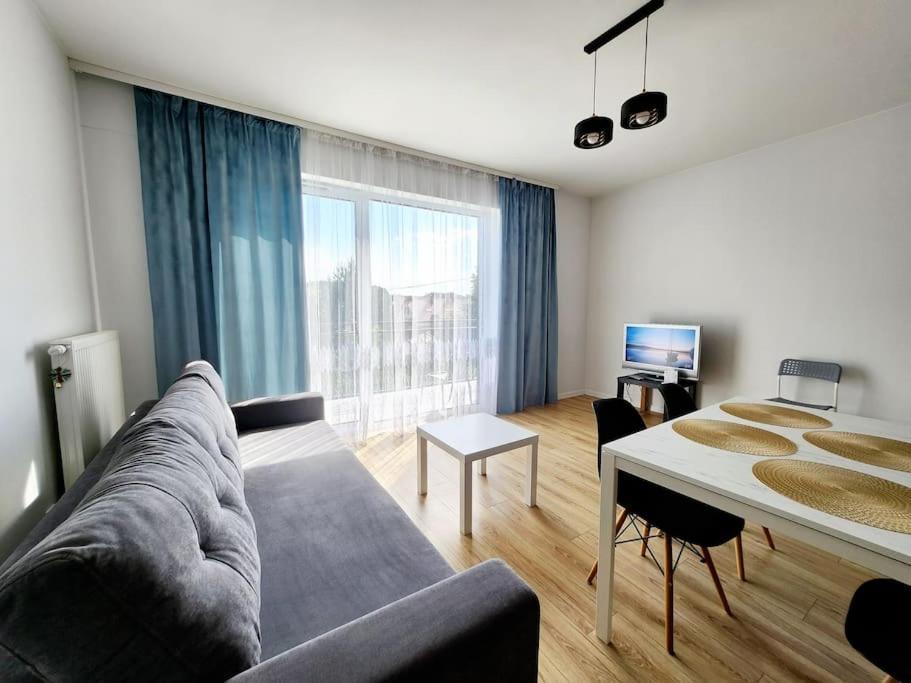 Apartstars - Zelwerowicza 11 *