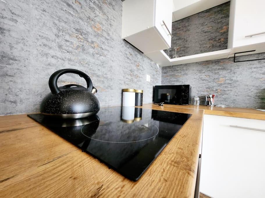 Apartstars - Zelwerowicza 11 Apartment