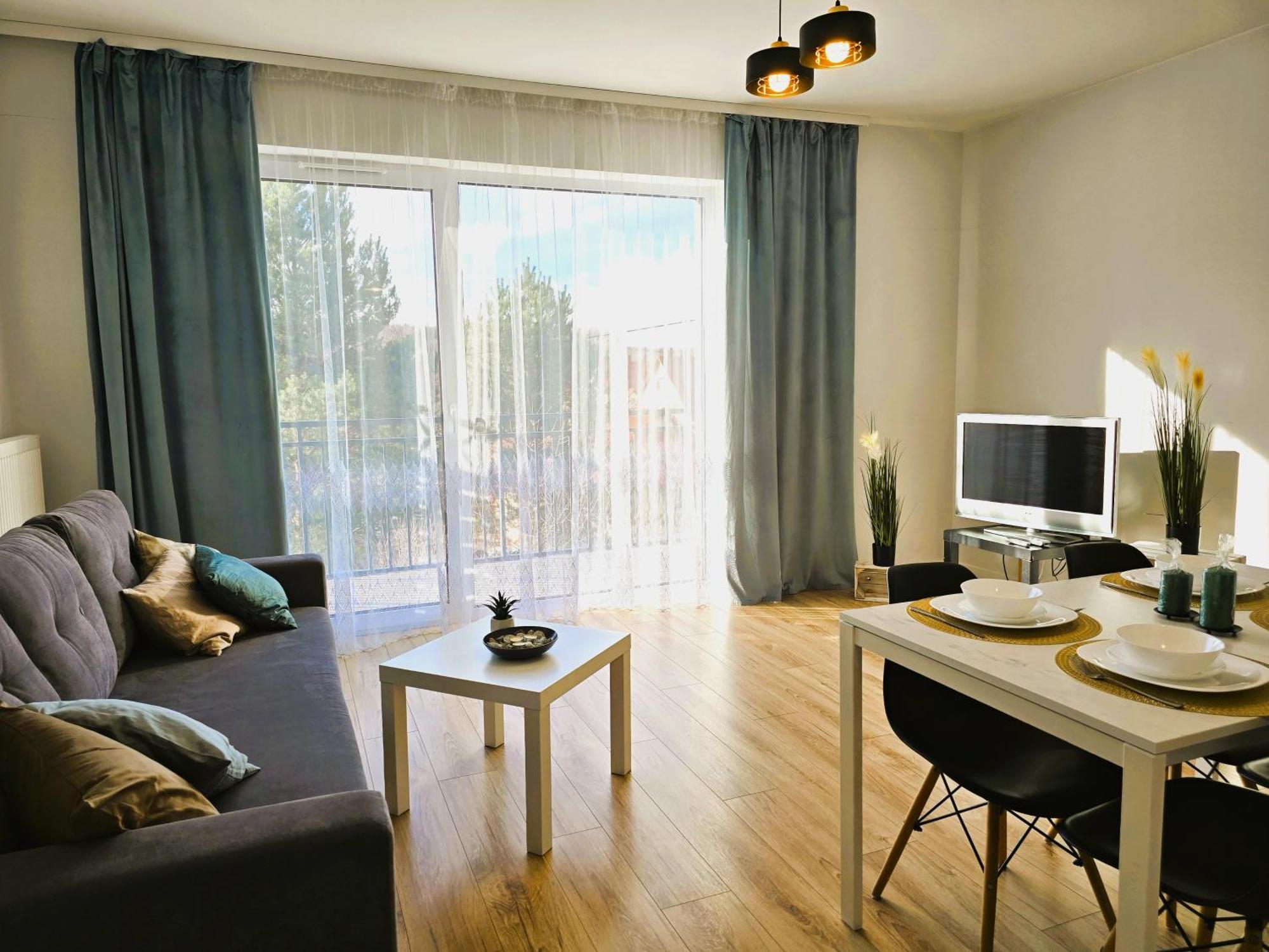 Apartstars - Zelwerowicza 11